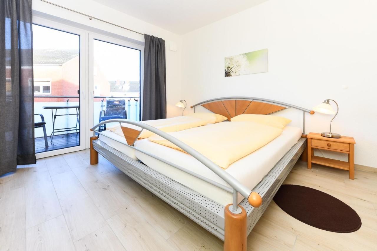 Ferienwohnung Strandloper Esens Exterior foto