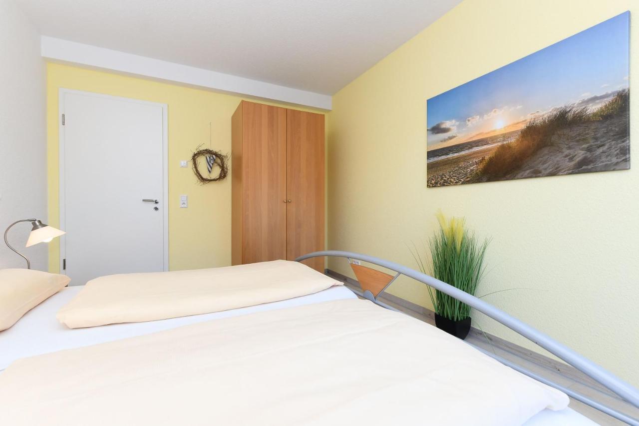 Ferienwohnung Strandloper Esens Exterior foto